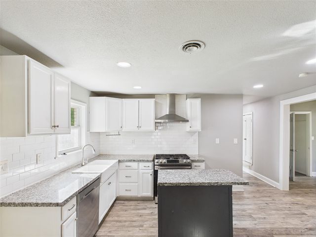 610 Erie Street, Cleburne, TX 76031