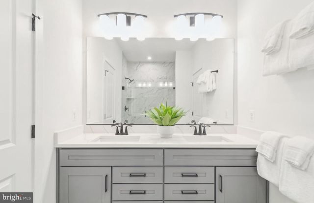 2047 HENSON NORRIS ST, Rockville, MD 20850