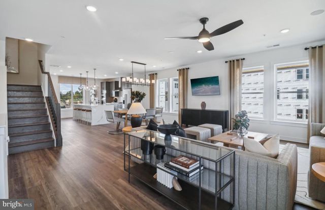 2047 HENSON NORRIS ST, Rockville, MD 20850