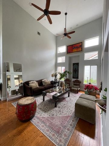10157 NW 4th St 1, Plantation, FL 33324