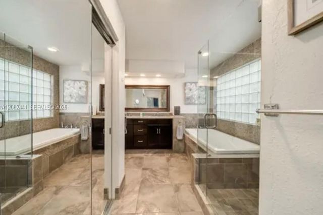 10157 NW 4th St 1, Plantation, FL 33324