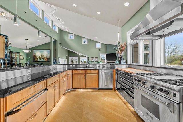 9112 3rd AVENUE, Pleasant Prairie, WI 53158