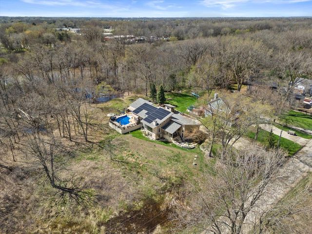 9112 3rd AVENUE, Pleasant Prairie, WI 53158