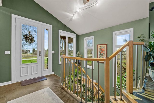 9112 3rd AVENUE, Pleasant Prairie, WI 53158