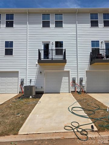 3251 Dannelly Towns Alley, Charlotte, NC 28208