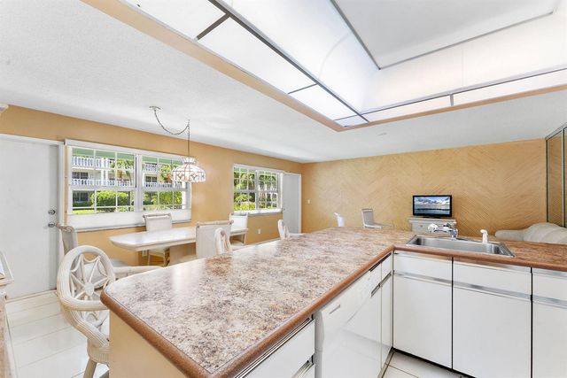 5208 NE 24TH Terrace F124, Fort Lauderdale, FL 33308