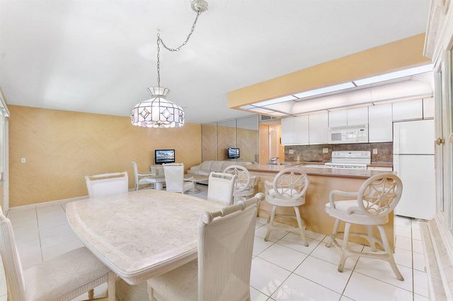 5208 NE 24TH Terrace F124, Fort Lauderdale, FL 33308