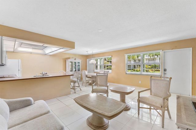 5208 NE 24TH Terrace F124, Fort Lauderdale, FL 33308