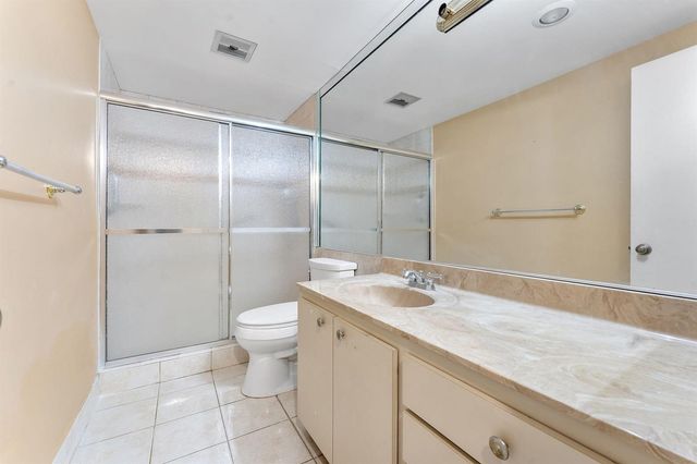5208 NE 24TH Terrace F124, Fort Lauderdale, FL 33308