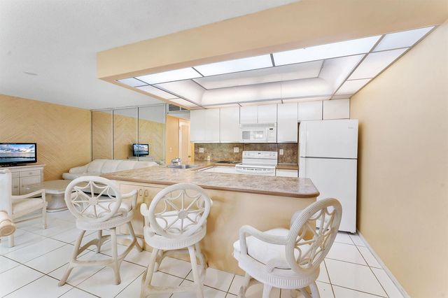 5208 NE 24TH Terrace F124, Fort Lauderdale, FL 33308