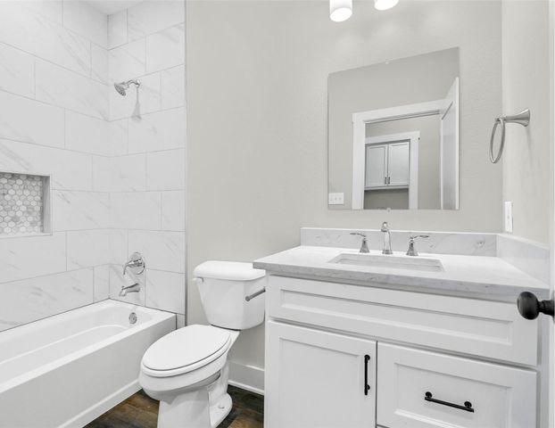 1807 Boxwood Drive, Sherman, TX 75092