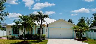 5473 NW Carla Court, Port St Lucie, FL 34986