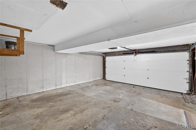 1667 Bronco Lane, St Louis, MO 63146