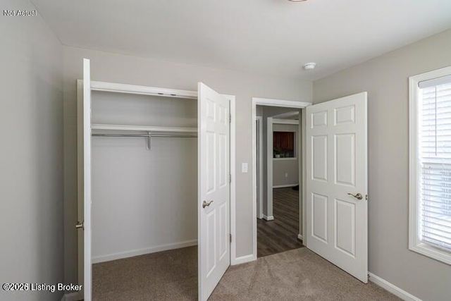 9003 Falcon Crest Ct 104, Louisville, KY 40219