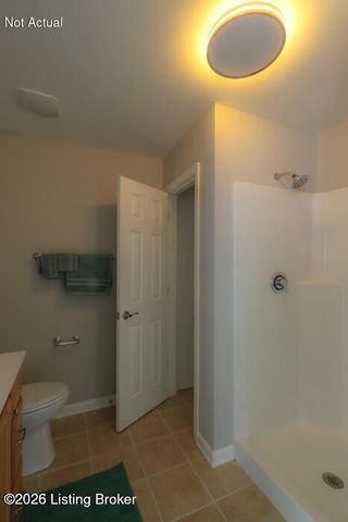 9003 Falcon Crest Ct 104, Louisville, KY 40219