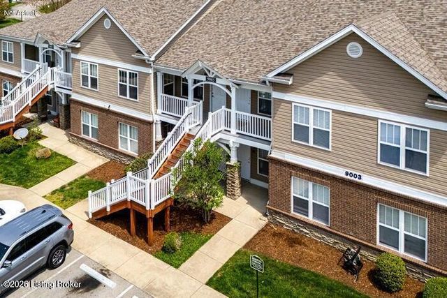 9003 Falcon Crest Ct 104, Louisville, KY 40219