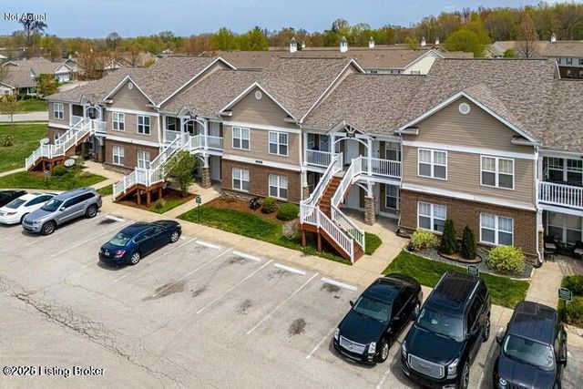9003 Falcon Crest Ct 104, Louisville, KY 40219