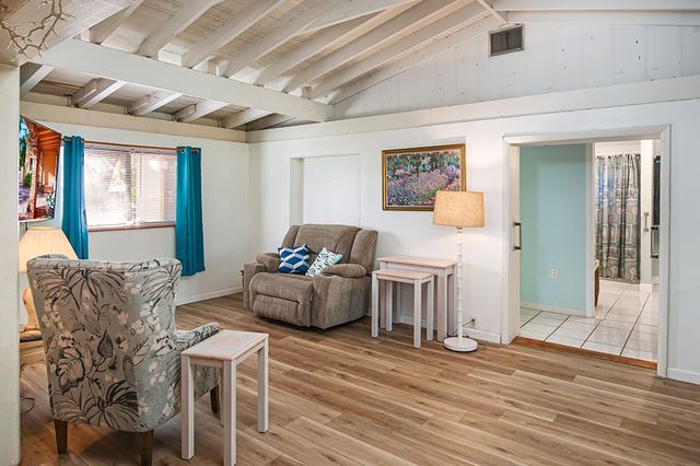 575 Acacia Road, Vero Beach, FL 32963