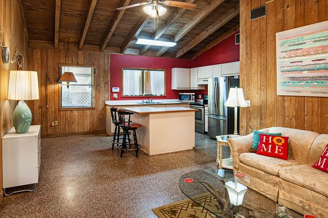 575 Acacia Road, Vero Beach, FL 32963