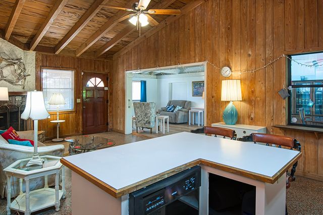 575 Acacia Road, Vero Beach, FL 32963