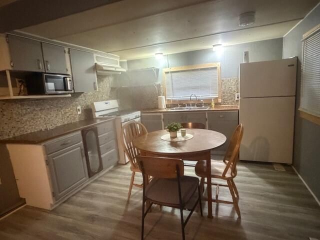 8751 Old Elm Lane, Newaygo, MI 49337