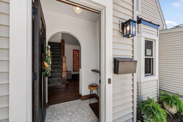 653 Sheldon Street, Madison, WI 53711