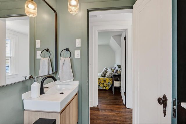 653 Sheldon Street, Madison, WI 53711
