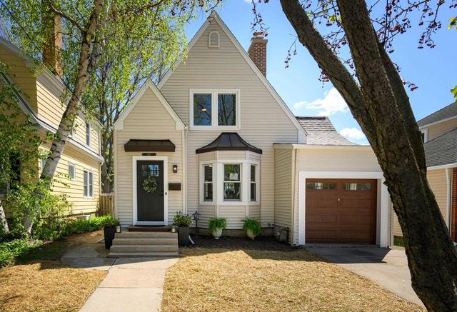 653 Sheldon Street, Madison, WI 53711