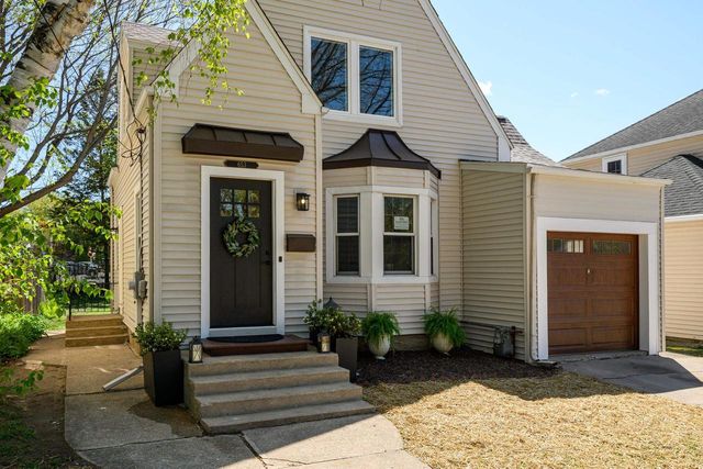 653 Sheldon Street, Madison, WI 53711