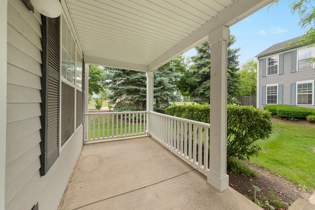 1011 Symphony Drive, Aurora, IL 60504