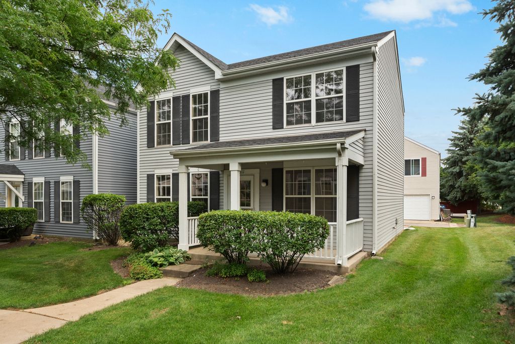 1011 Symphony Drive, Aurora, IL 60504