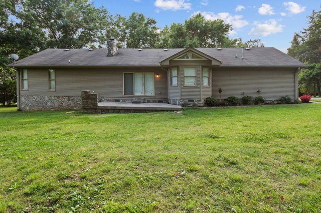 1267 Walnut Hill Rd, Lebanon, TN 37090
