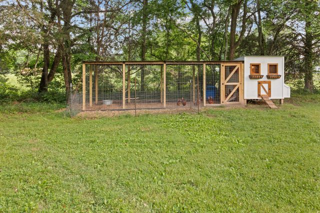 1267 Walnut Hill Rd, Lebanon, TN 37090