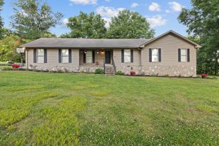 1267 Walnut Hill Rd, Lebanon, TN 37090
