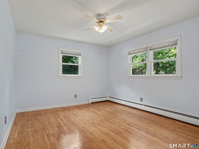 934 Jeremy Swamp Road, Southbury, CT 06488