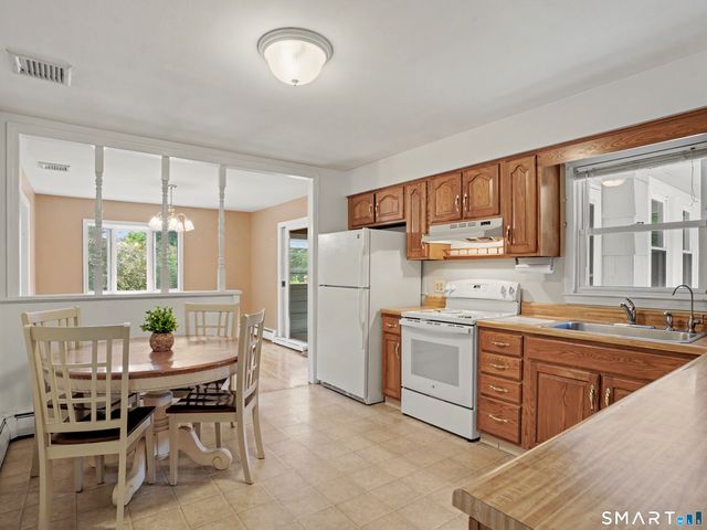 934 Jeremy Swamp Road, Southbury, CT 06488