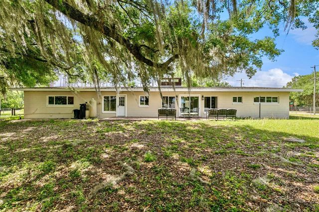 1200 LAKE HARNEY ROAD, Geneva, FL 32732