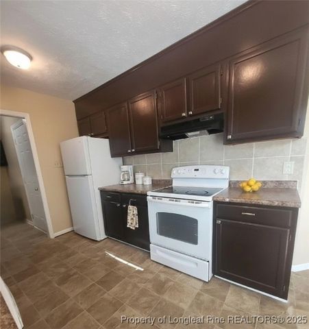 7281 Pebblebrook Drive, Fayetteville, NC 28314