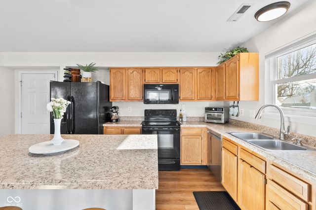 632 Hollowood Lane, Avon, IN 46123