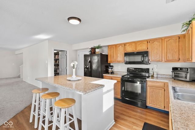 632 Hollowood Lane, Avon, IN 46123