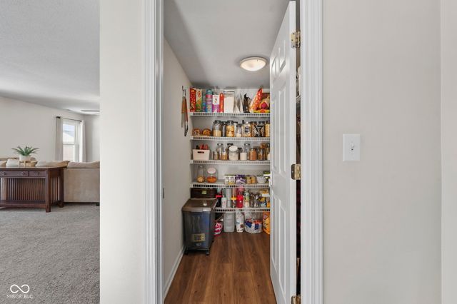 632 Hollowood Lane, Avon, IN 46123