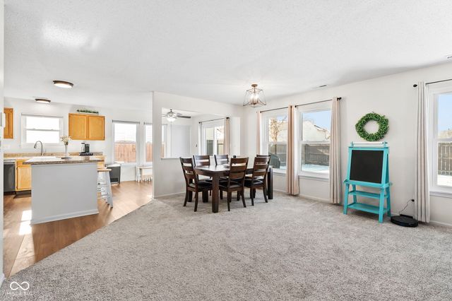 632 Hollowood Lane, Avon, IN 46123