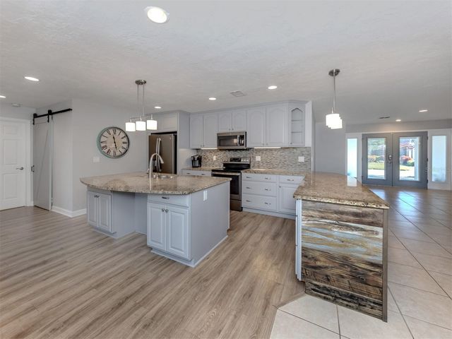 1243 PINE NEEDLE ROAD, Venice, FL 34285