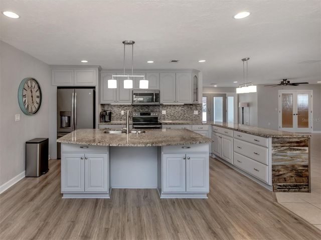 1243 PINE NEEDLE ROAD, Venice, FL 34285