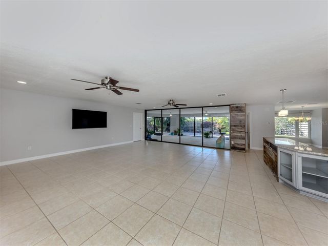 1243 PINE NEEDLE ROAD, Venice, FL 34285