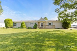 10868 E Le Claire Street, Grant Park, IL 60940