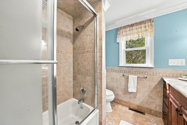 32 Alvin Street, Methuen, MA 01844