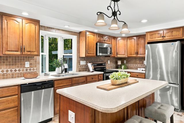 32 Alvin Street, Methuen, MA 01844