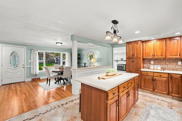 32 Alvin Street, Methuen, MA 01844
