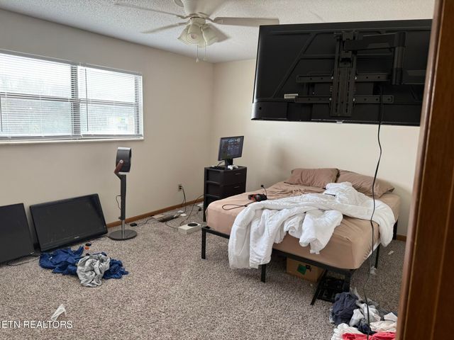 1922 Topside Rd, Louisville, TN 37777